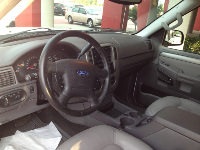 2005 Ford Explorer Scottsdale 2WD