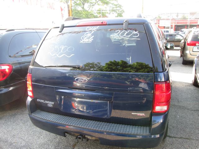 2005 Ford Explorer 2dr Cpe V6 Manual GT Limited