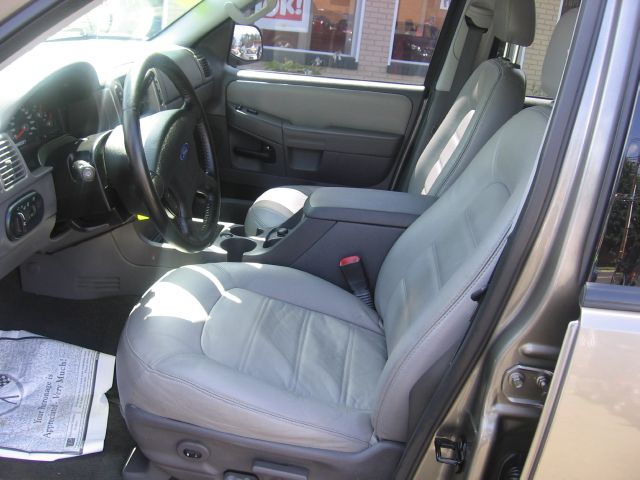 2005 Ford Explorer GXL