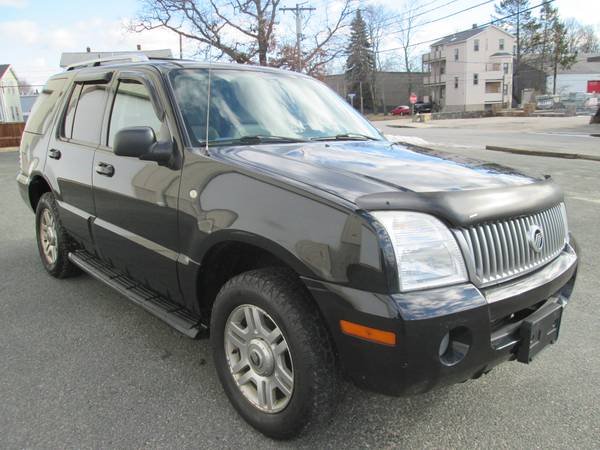 2005 Ford Explorer 2dr LWB