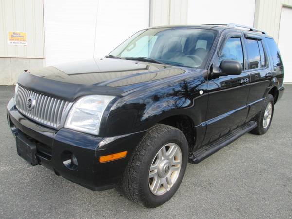 2005 Ford Explorer 2dr LWB