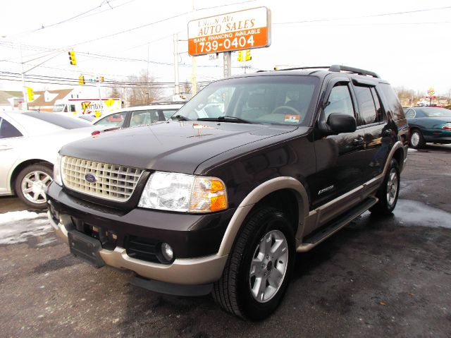 2005 Ford Explorer Custom Deluxe
