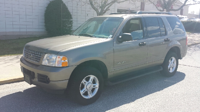 2005 Ford Explorer I-290 S