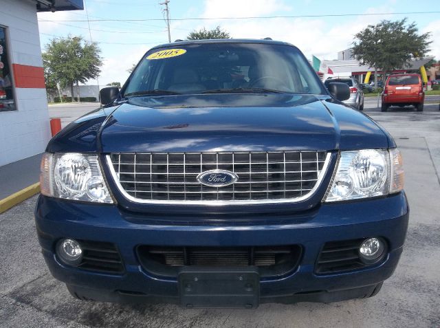2005 Ford Explorer GXL