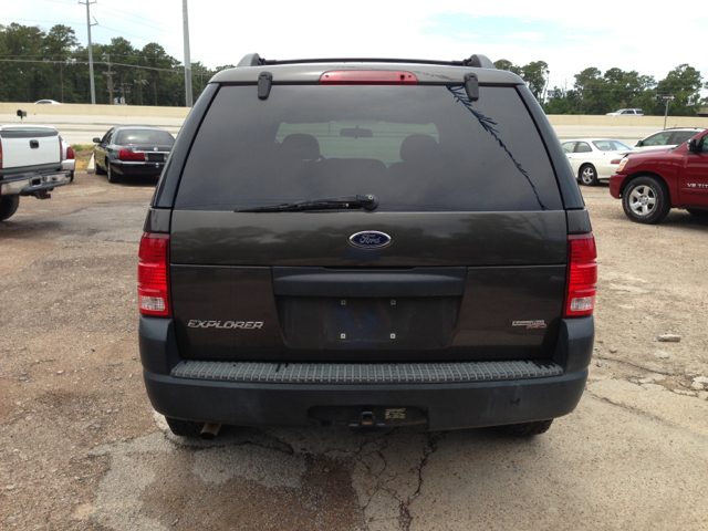 2005 Ford Explorer 2500 4WD