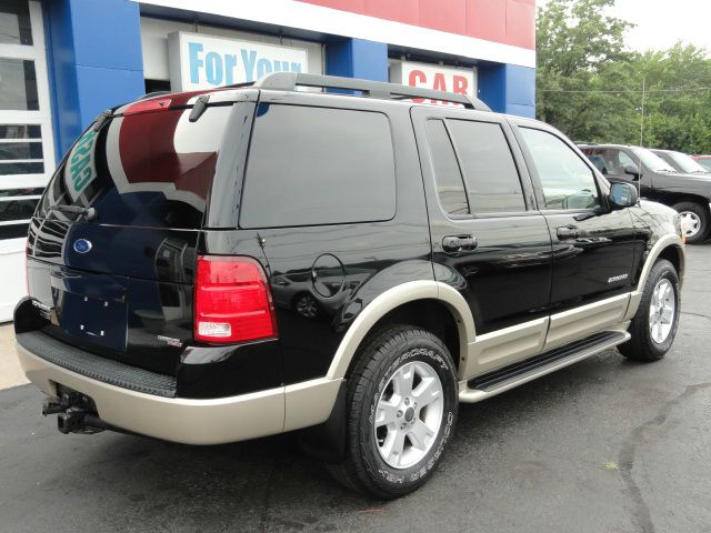 2005 Ford Explorer LT CREW 25