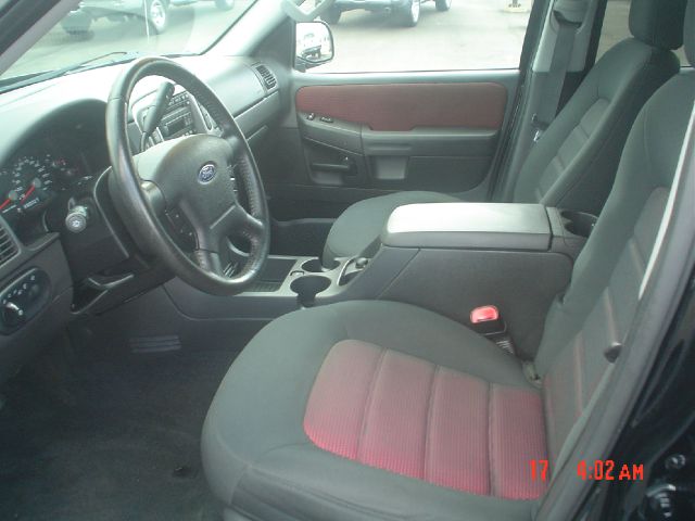 2005 Ford Explorer GXL
