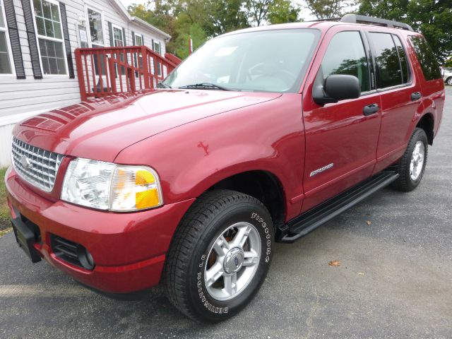 2005 Ford Explorer ESi