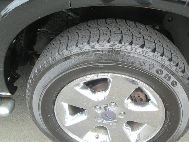 2005 Ford Explorer 2dr LWB