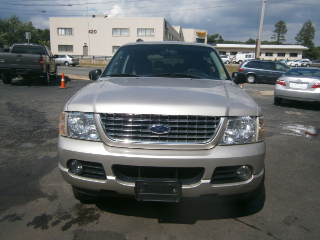 2005 Ford Explorer SLS Base
