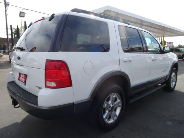 2005 Ford Explorer GXL