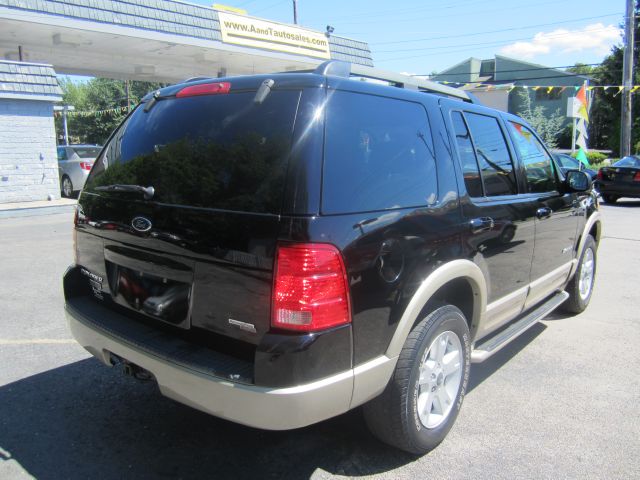 2005 Ford Explorer LT CREW 25