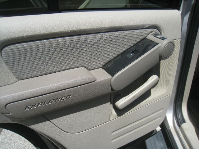 2006 Ford Explorer GXL