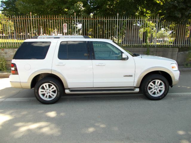 2006 Ford Explorer Custom Deluxe