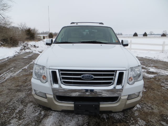 2006 Ford Explorer Custom Deluxe