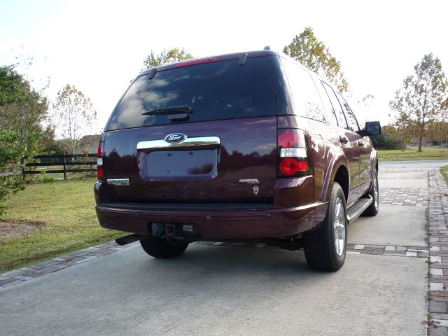 2006 Ford Explorer 2dr LWB