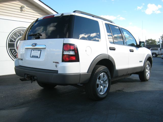 2006 Ford Explorer 4WD 5dr EX