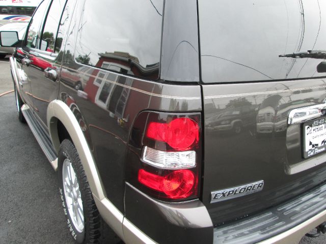 2006 Ford Explorer LT CREW 25