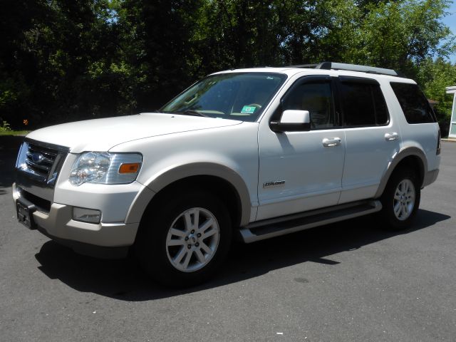 2006 Ford Explorer LT CREW 25