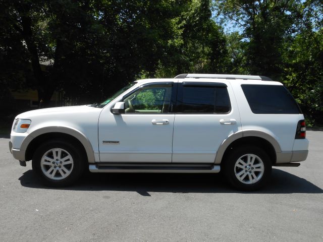 2006 Ford Explorer LT CREW 25