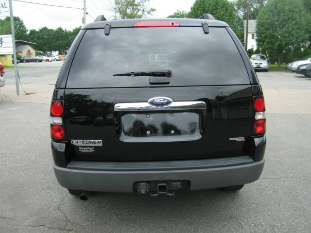 2006 Ford Explorer Unknown