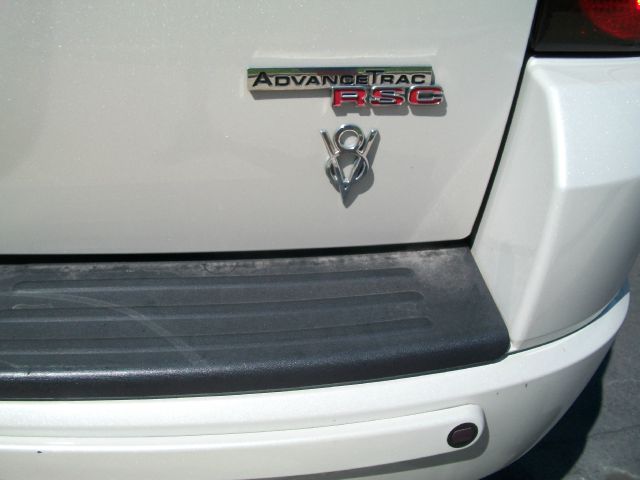 2006 Ford Explorer 2dr LWB