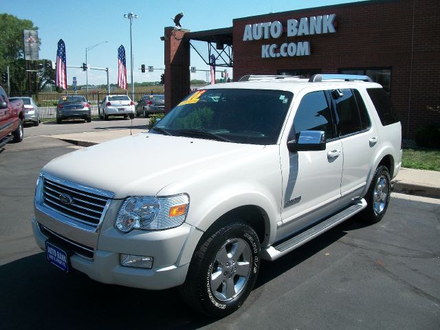 2006 Ford Explorer 2dr LWB