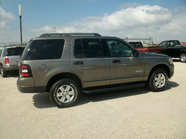 2006 Ford Explorer 2500 4WD