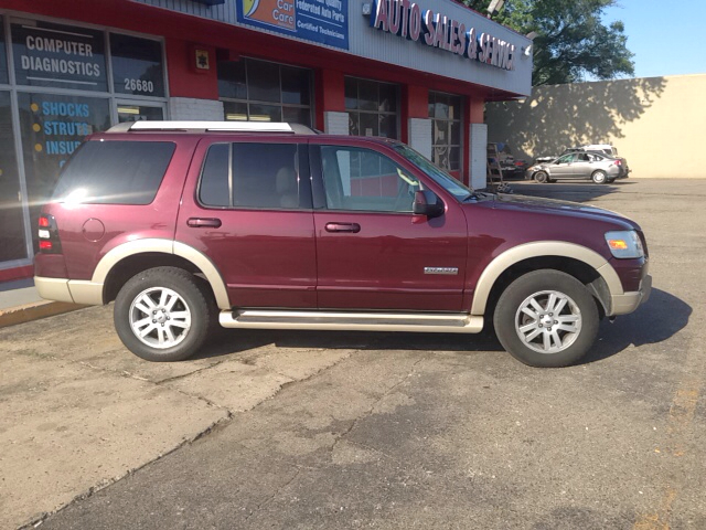 2006 Ford Explorer LS NICE