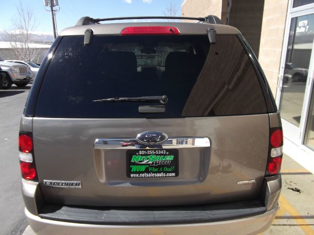 2006 Ford Explorer LT CREW 25