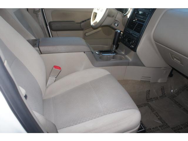 2006 Ford Explorer XLS