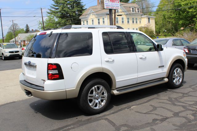 2006 Ford Explorer LS NICE