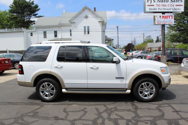 2006 Ford Explorer LS NICE