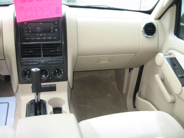 2006 Ford Explorer LT EXT 15