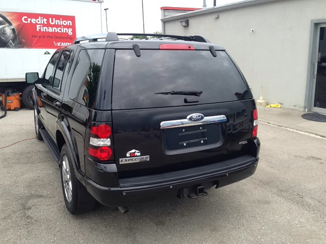 2006 Ford Explorer 4dr 2.5L Turbo W/sunroof/3rd Row AWD SUV
