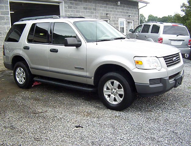 2006 Ford Explorer LT CREW 25