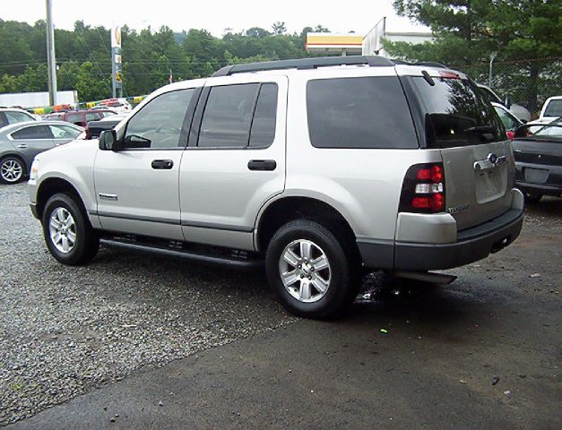 2006 Ford Explorer LT CREW 25