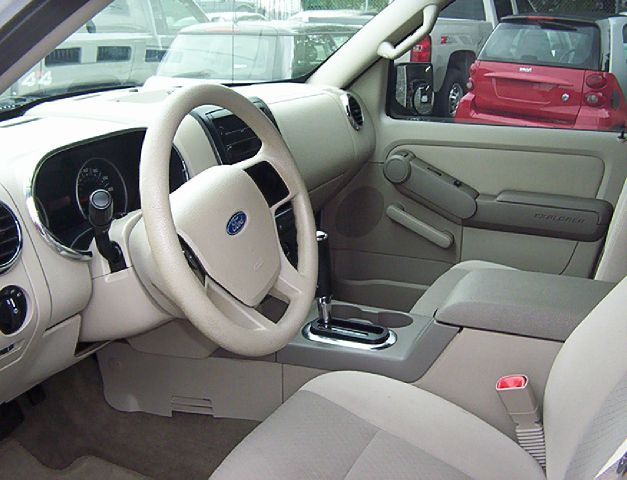 2006 Ford Explorer LT CREW 25