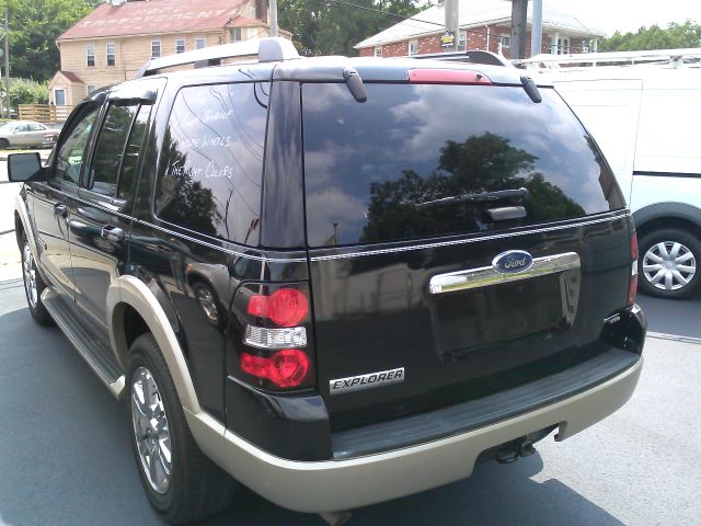 2007 Ford Explorer LT CREW 25