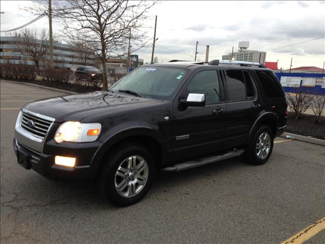 2007 Ford Explorer 2dr LWB