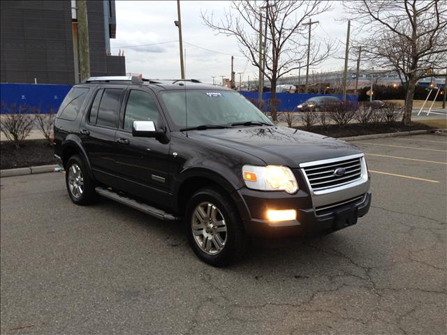 2007 Ford Explorer 2dr LWB