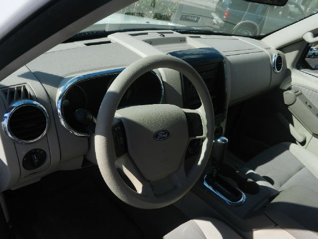 2007 Ford Explorer LT EXT 15