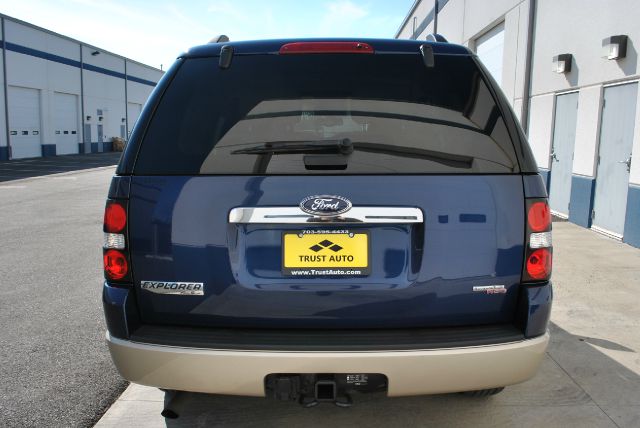 2007 Ford Explorer Custom Deluxe