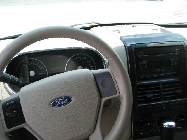 2007 Ford Explorer LT EXT 15