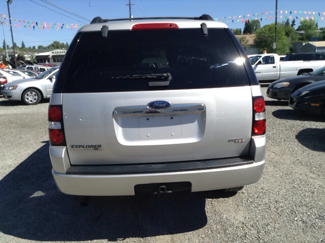 2007 Ford Explorer Crew Cab Amarillo 4X4