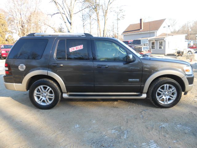 2007 Ford Explorer LT CREW 25