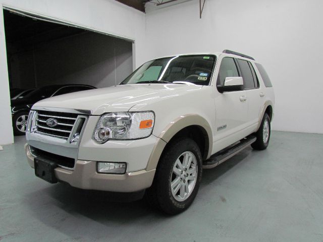 2008 Ford Explorer LT CREW 25