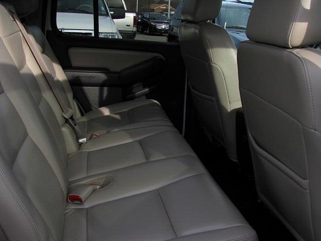 2008 Ford Explorer ESi
