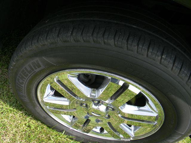 2009 Ford Explorer SLS Base