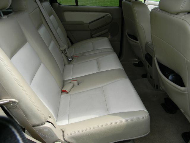 2009 Ford Explorer SLS Base
